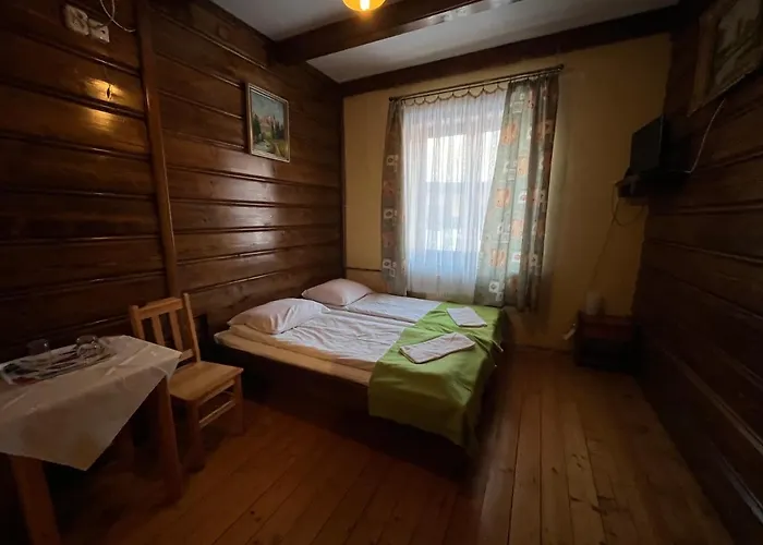 Nadzamcze Gæstehus 3*